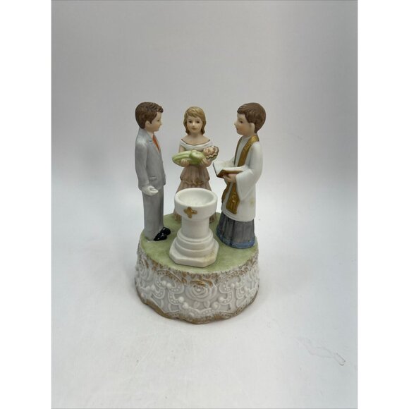Lefton China Music Box Baptism Figurine- Mom, Dad, Baby, Clergy, Plays The Lords - Picture 11 of 11